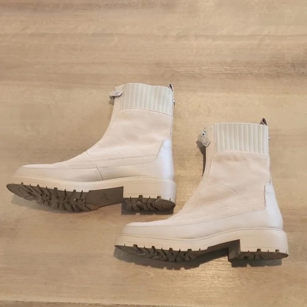 Sam Edelman Leone Lug Sole Chelsea Boots - Picture 7 of 10